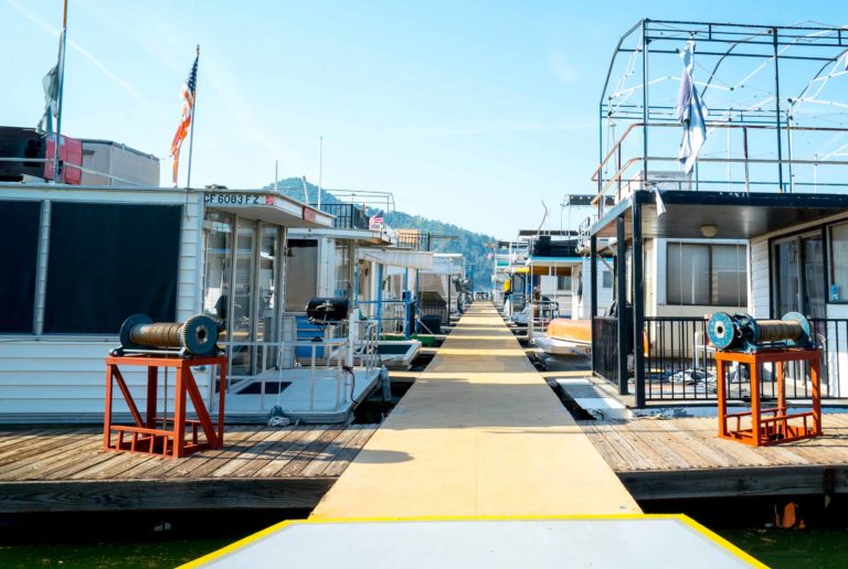 houseboat2 Pine Flat Marina